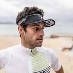 Casquettes COMPRESSPORT VISOR ULTRALIGHT BLACK 22 Noir 9 Casquettes COMPRESSPORT VISOR ULTRALIGHT BLACK 22 Noir -Bonnets Soldes Boutique 9 73086 visor ultralight black cu00005b 990 03
