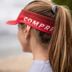 Casquettes COMPRESSPORT VISOR ULTRALIGHT RED 22 Rouge -Bonnets Soldes Boutique 9 73089 visor ultralight red cu00005b 300 05