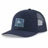 Casquettes PATAGONIA FLY THE FLAG LABEL TRUCKER HAT NEW NAVY 22 Bleu 1 Casquettes PATAGONIA FLY THE FLAG LABEL TRUCKER HAT NEW NAVY 22 Bleu -Bonnets Soldes Boutique 9 92902 fly the flag label trucker hat new navy 38336 nena 01